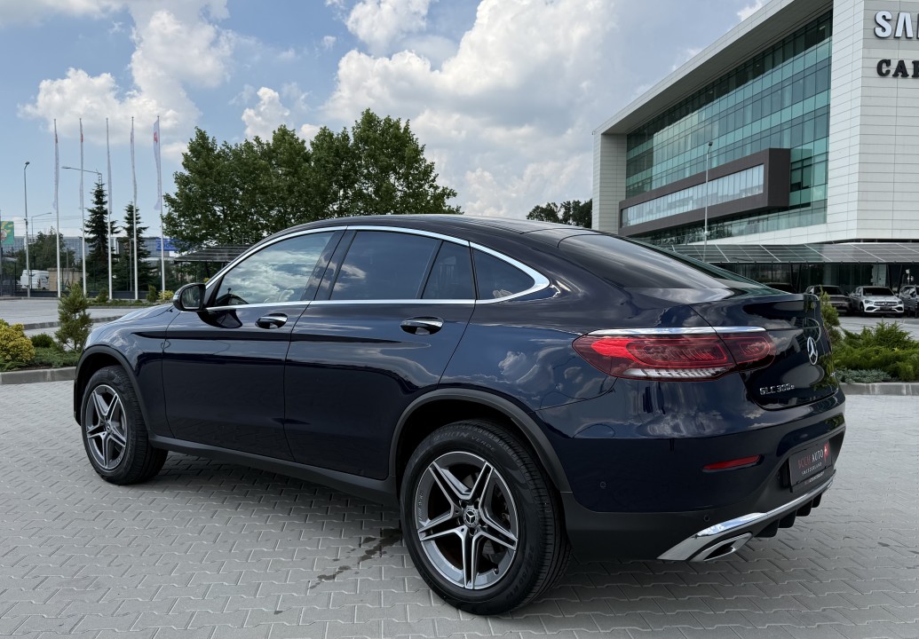 Mercedes-Benz GLC Coupé 300e 4MATIC AMG Line (5)