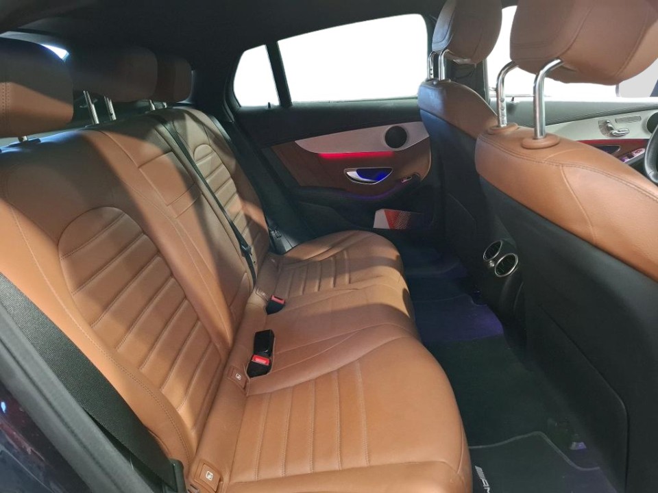 Mercedes-Benz GLC Coupé 300e 4MATIC AMG Line - foto 6