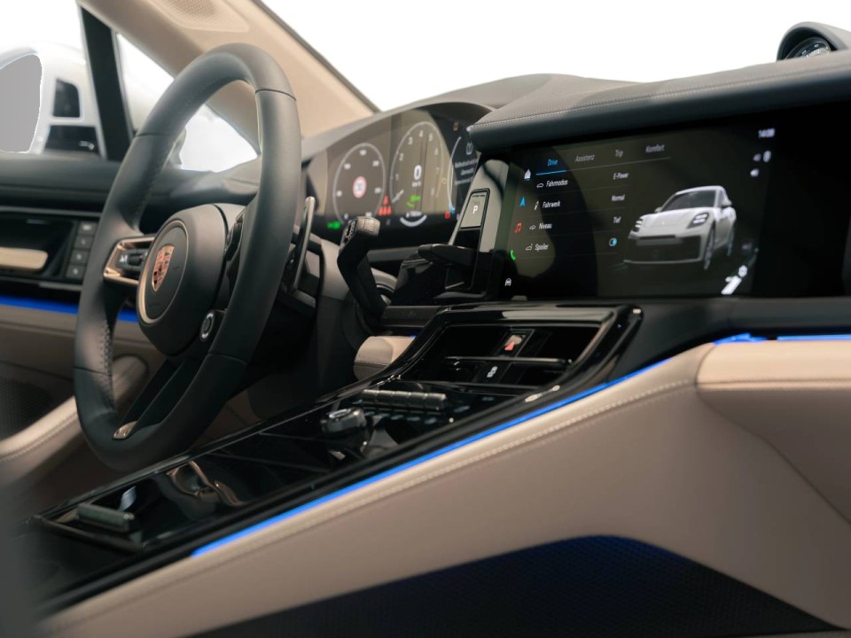 Porsche Panamera 4 E-Hybrid - foto 12