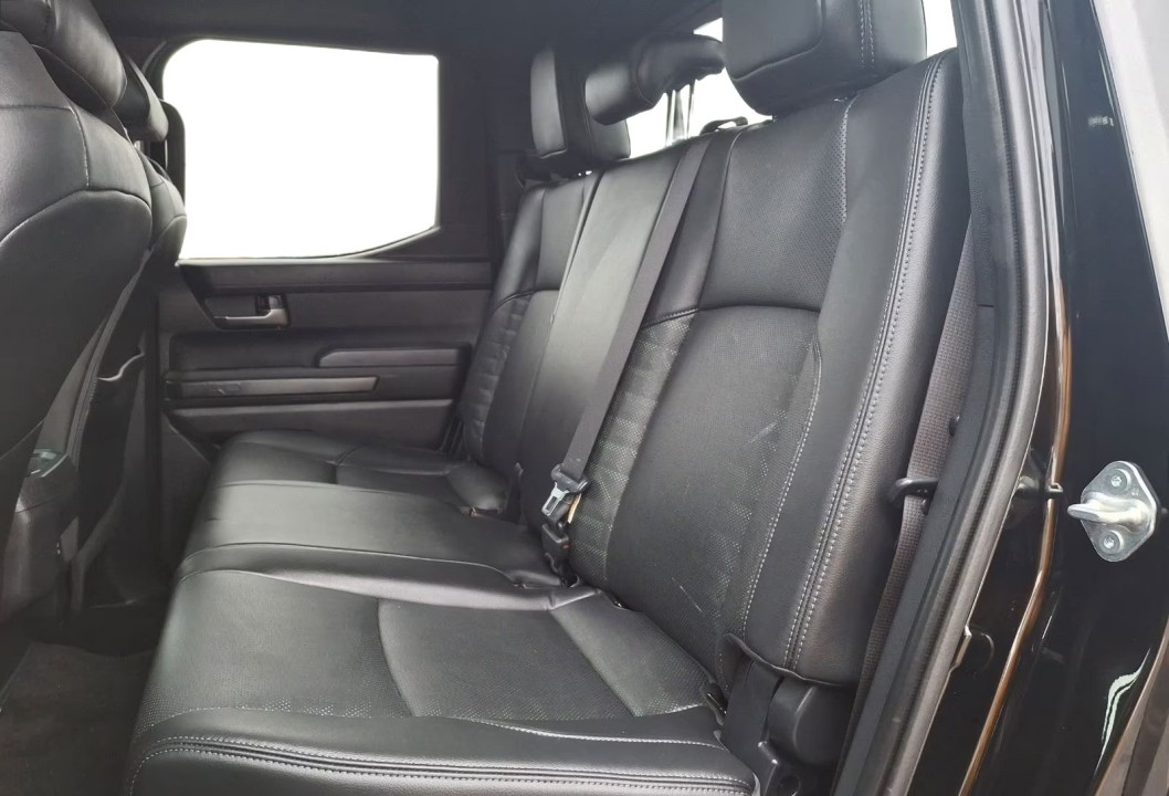 Toyota Tacoma - foto 11