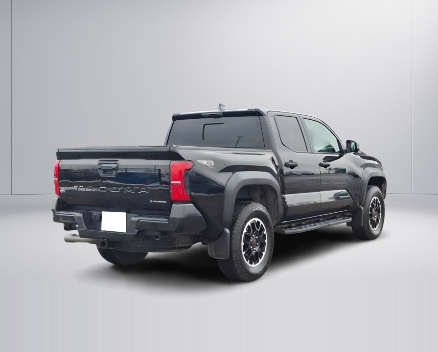 Toyota Tacoma (3)
