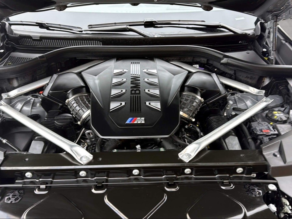 BMW X5 M60i xDrive - foto 14