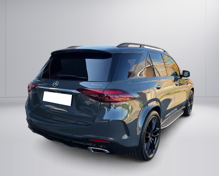 Mercedes-Benz GLE 350de 4MATIC AMG (3)