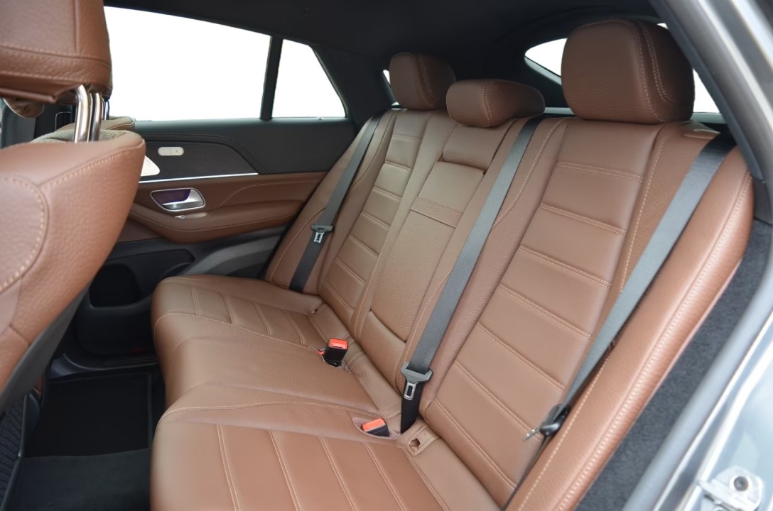 Mercedes-Benz GLE Coupé 400e 4MATIC AMG Line - foto 19