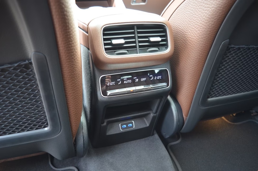 Mercedes-Benz GLE Coupé 400e 4MATIC AMG Line - foto 17