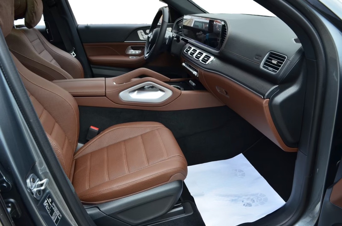 Mercedes-Benz GLE Coupé 400e 4MATIC AMG Line - foto 12