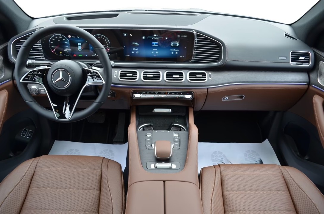 Mercedes-Benz GLE Coupé 400e 4MATIC AMG Line - foto 9