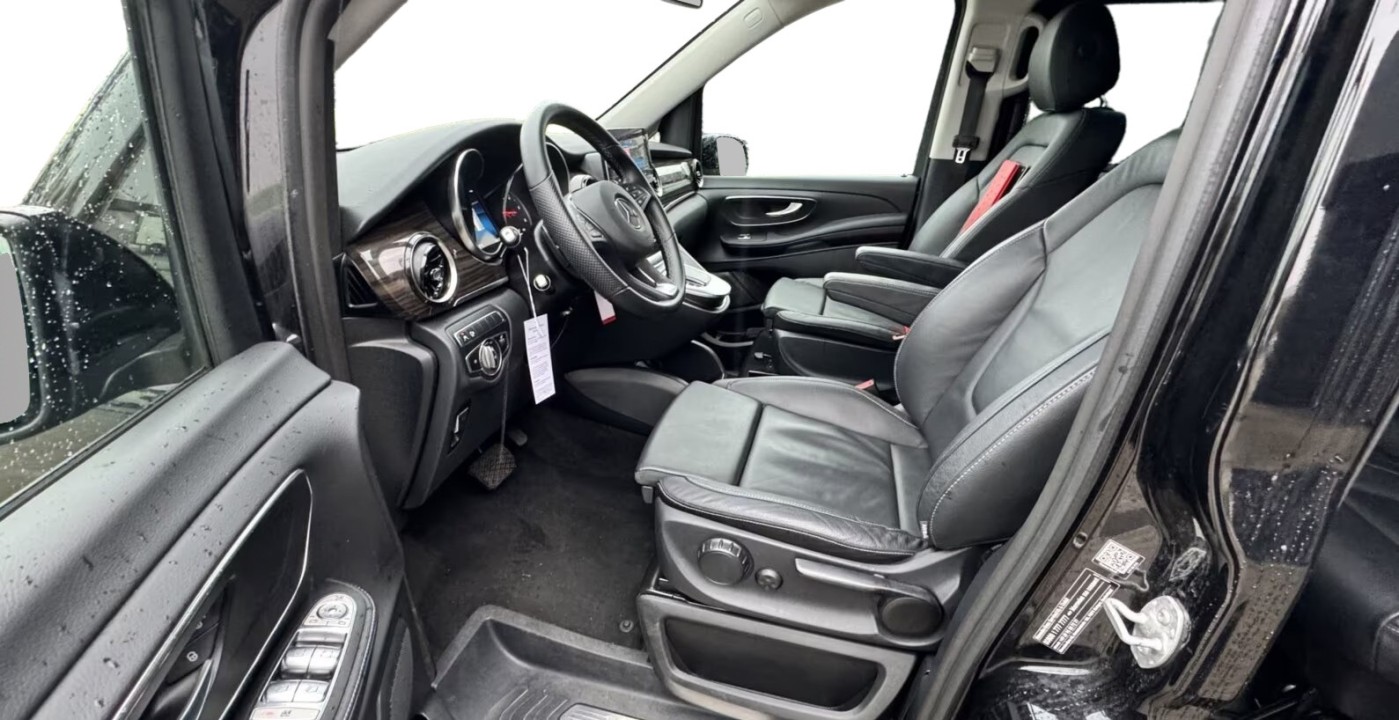 Mercedes-Benz V 300d Avantgarde Extralong (3)