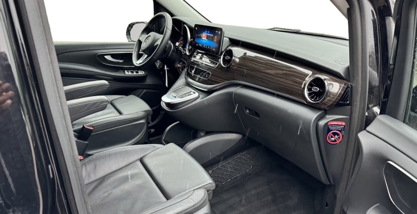 Mercedes-Benz V 300d Avantgarde Extralong (4)