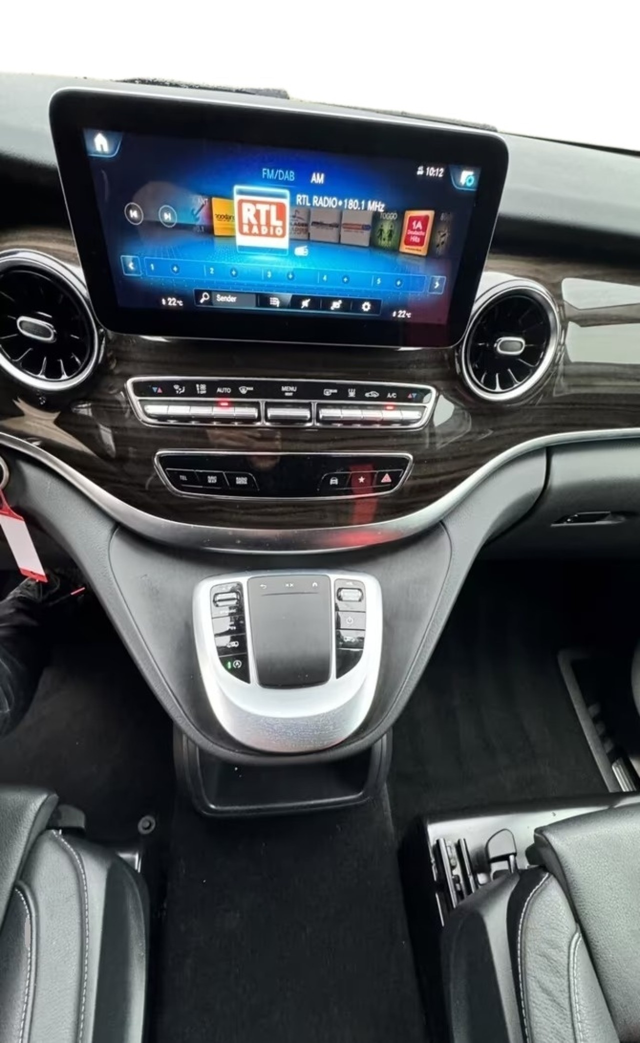 Mercedes-Benz V 300d Avantgarde Extralong (5)