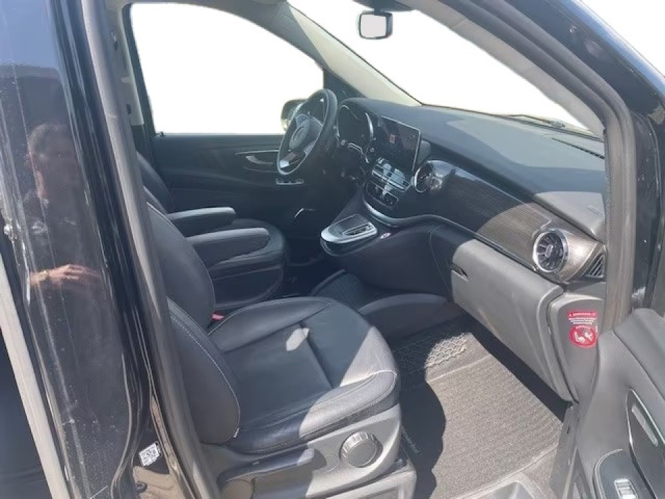 Mercedes-Benz V 300d Extralong Avantgarde - foto 9