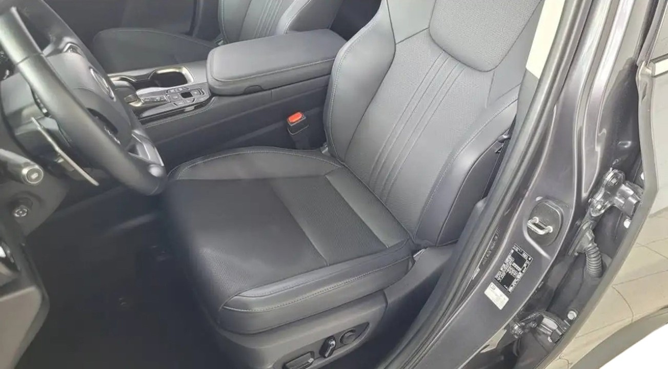 Lexus Seria NX 450h+ - foto 9