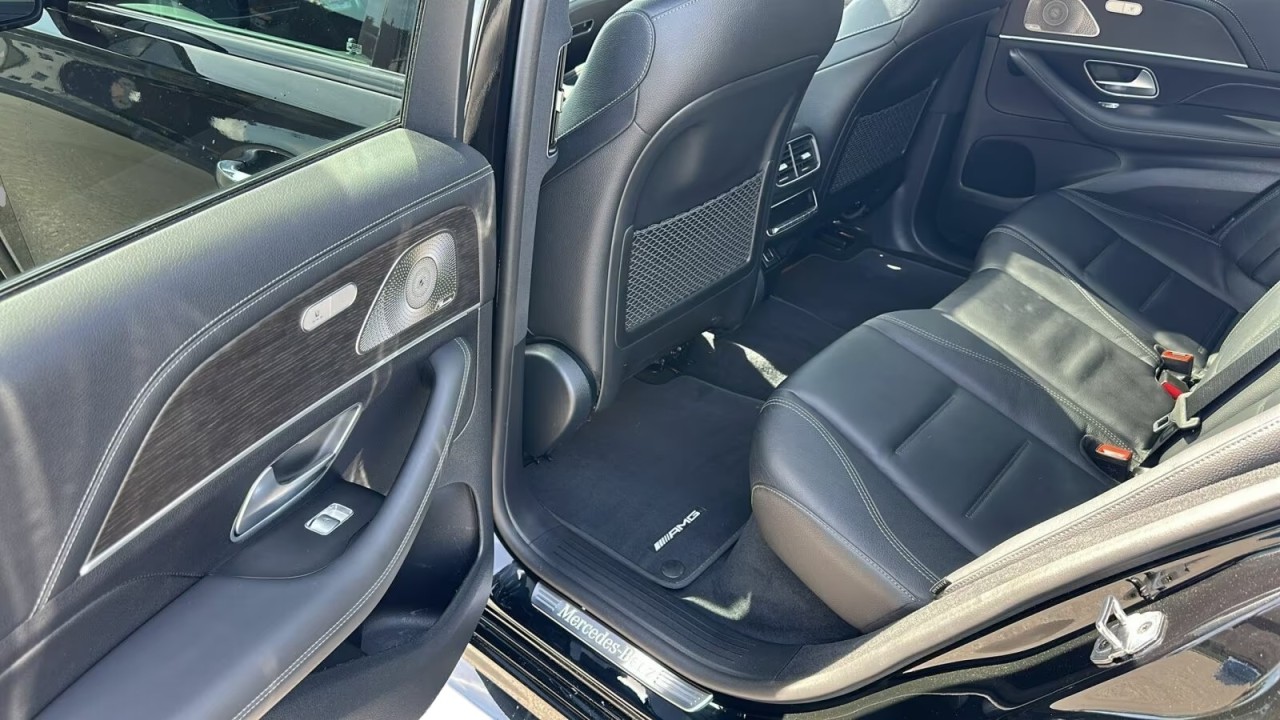 Mercedes-Benz GLE 400d 4MATIC AMG Line - foto 6