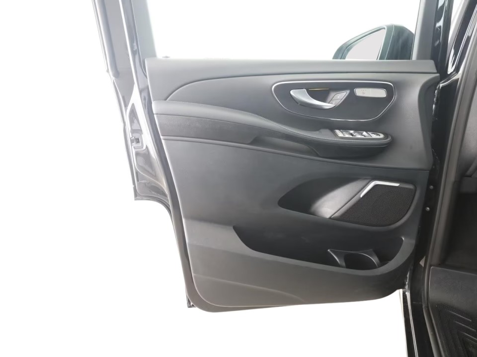 Mercedes-Benz V 300d 4MATIC Avantgarde Extralong - foto 17