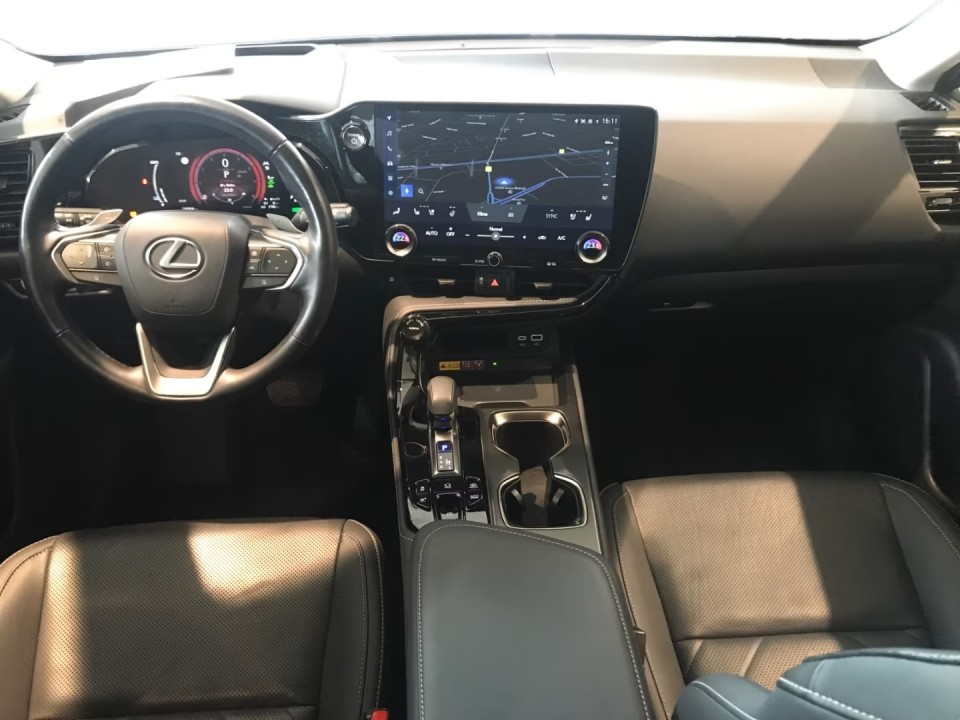 Lexus Seria NX 450h+ AWD Executive Line - foto 13