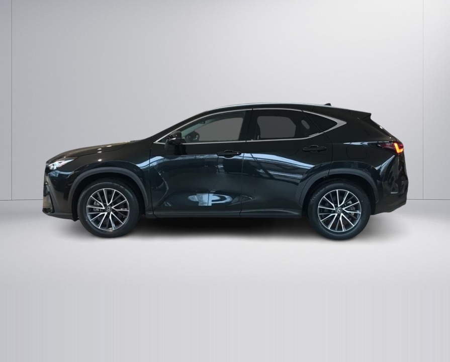 Lexus Seria NX 450h+ AWD Executive Line - foto 6