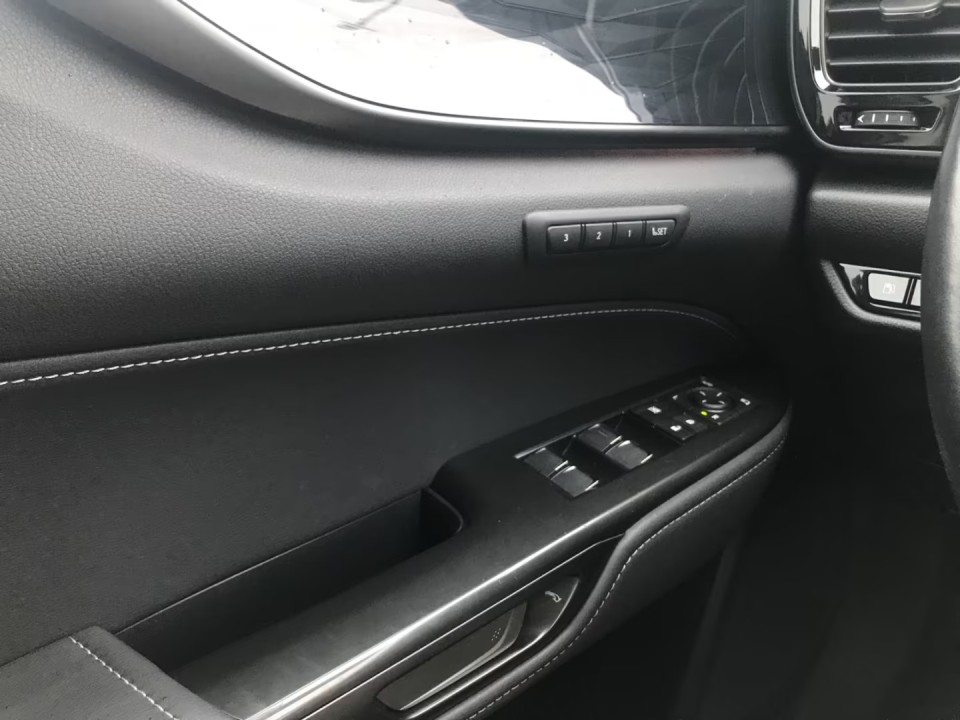 Lexus Seria NX 450h+ AWD Executive Line - foto 20
