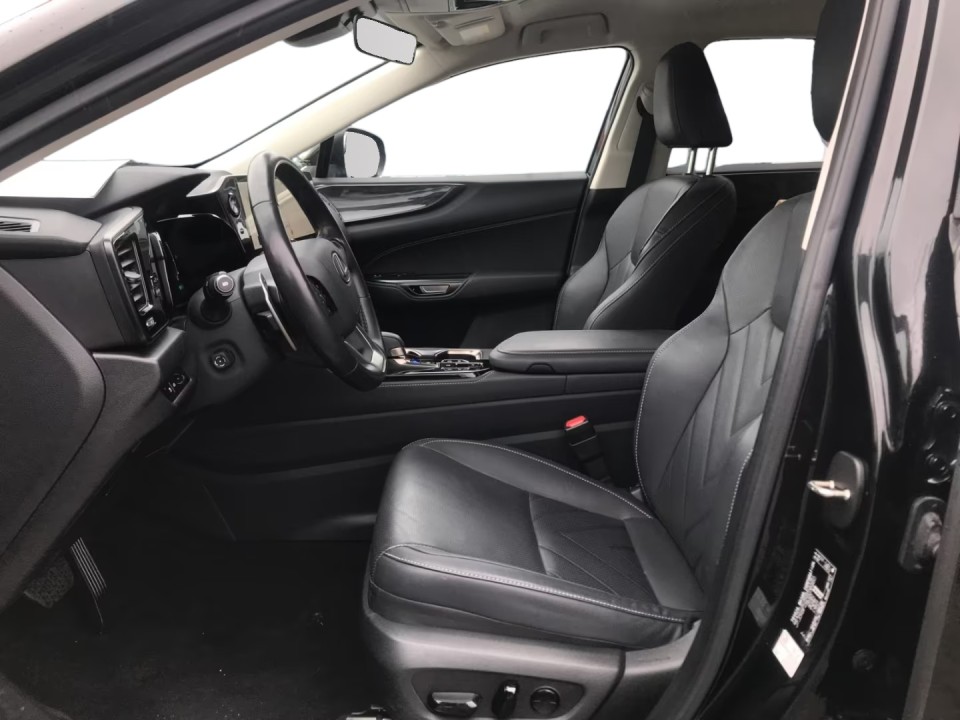 Lexus Seria NX 450h+ AWD Executive Line - foto 9