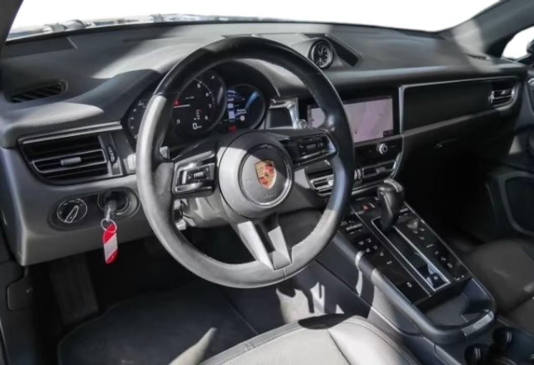 Porsche Macan - foto 11
