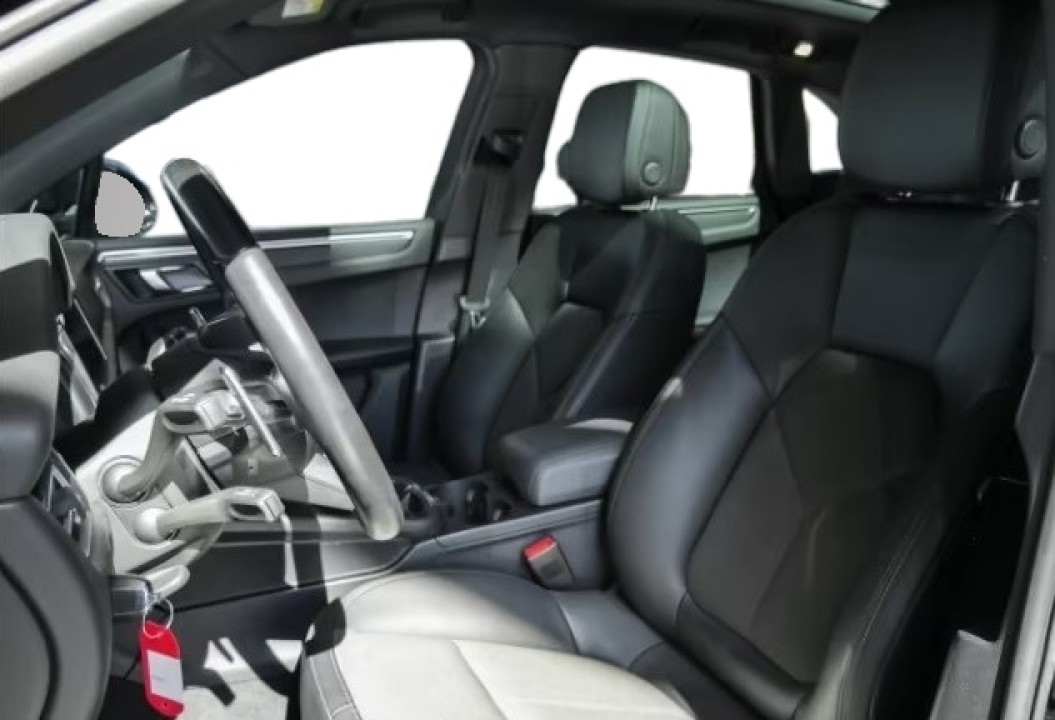 Porsche Macan - foto 13