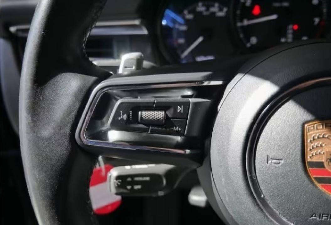 Porsche Macan - foto 14