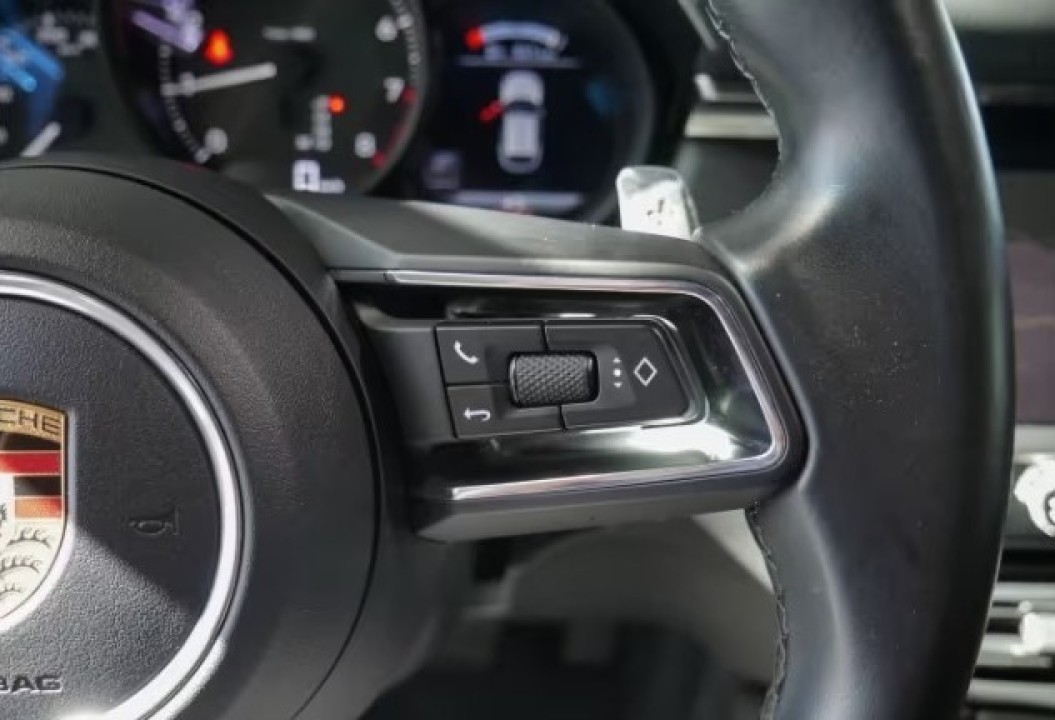 Porsche Macan - foto 15