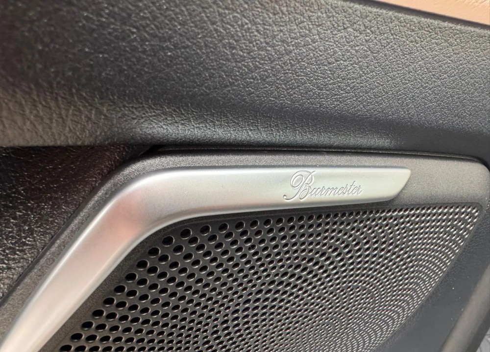 Mercedes-Benz V 300d - foto 25