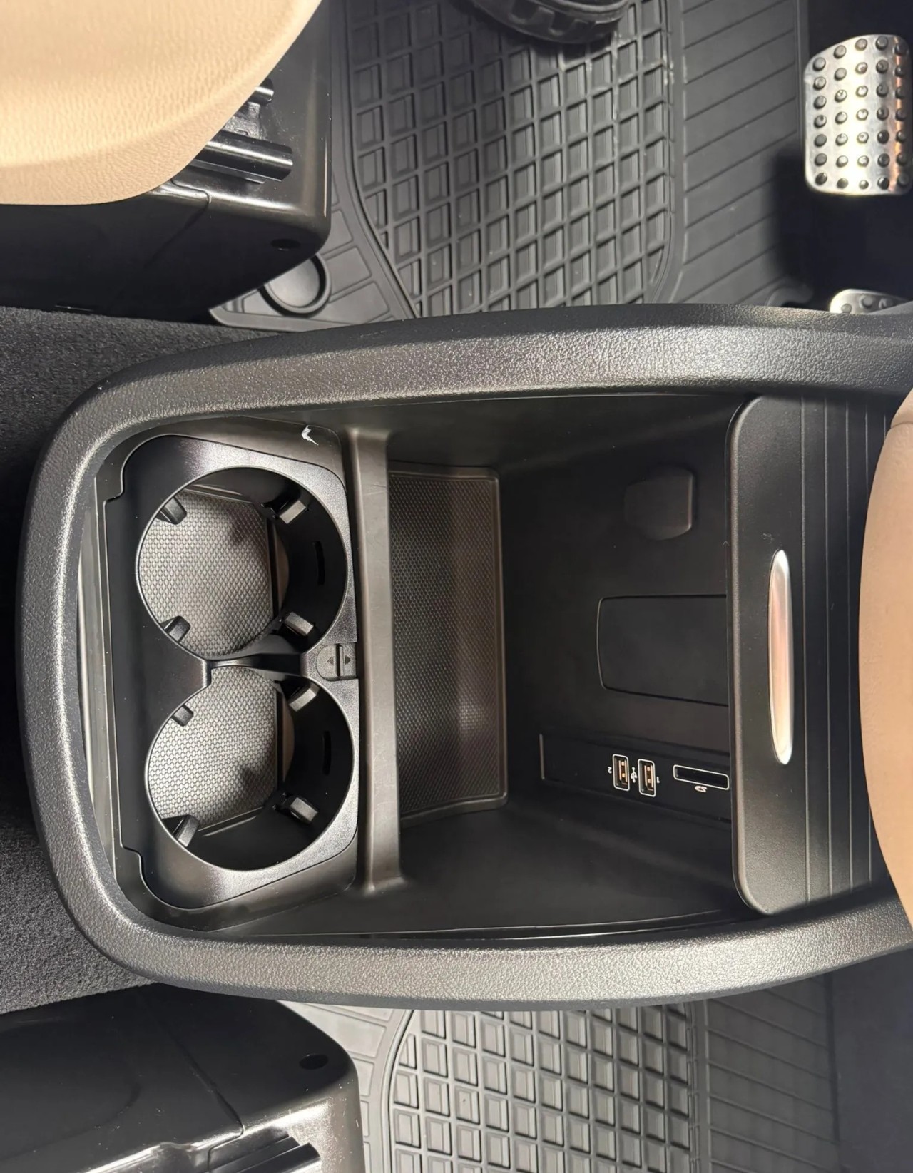 Mercedes-Benz V 300d - foto 21