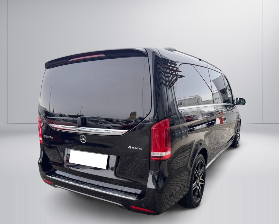 Mercedes-Benz V 300d (3)