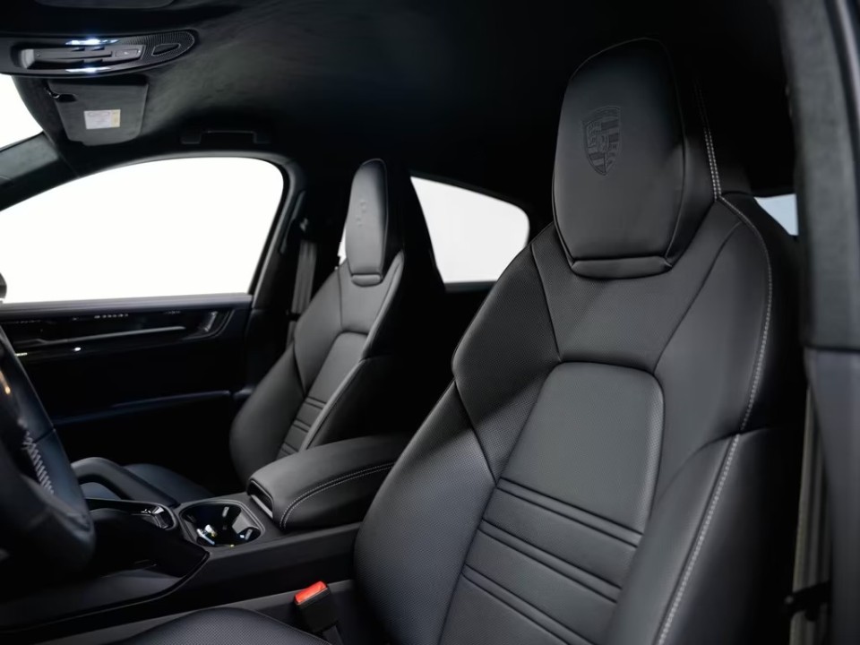 Porsche Cayenne Coupe Turbo E-Hybrid - foto 10