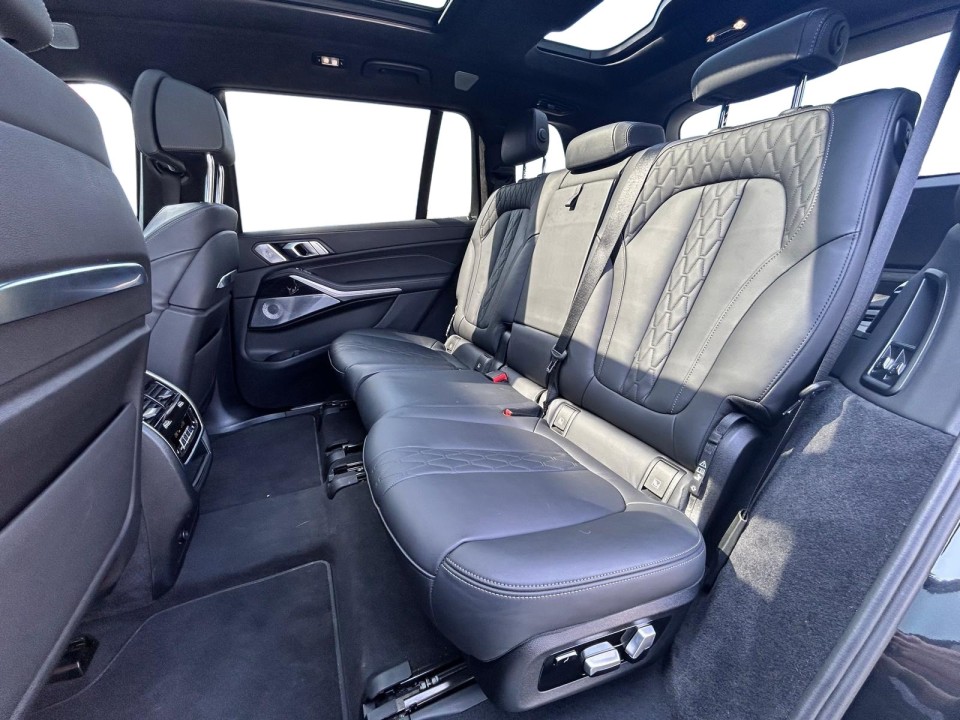BMW X7 xDrive40d - foto 28