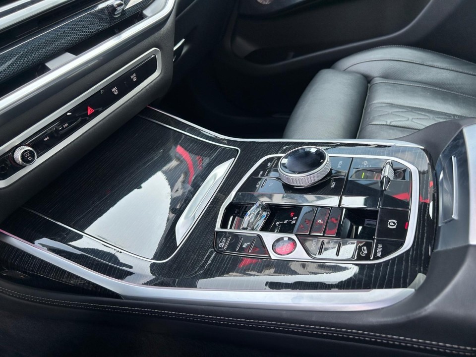 BMW X7 xDrive40d - foto 15