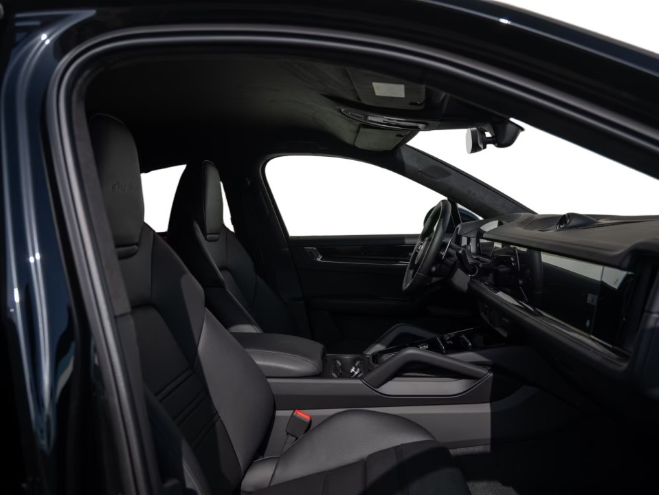 Porsche Cayenne Coupe Turbo E-Hybrid - foto 15