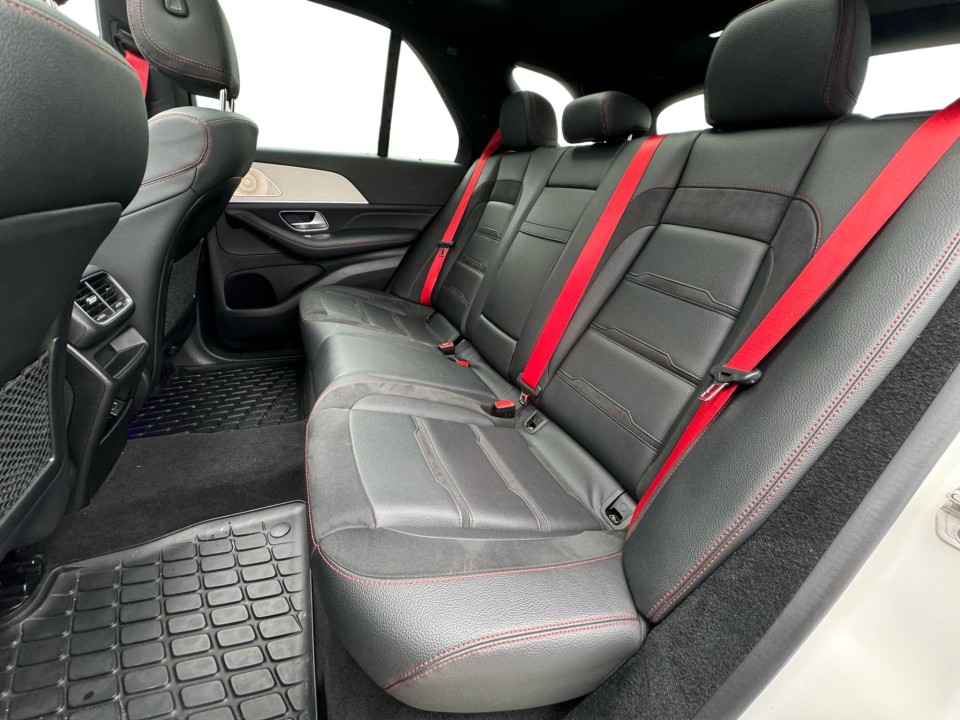 Mercedes-Benz GLE AMG 53 4MATIC+ - foto 24