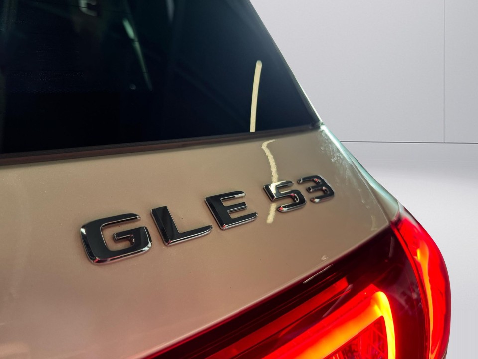 Mercedes-Benz GLE AMG 53 4MATIC+ - foto 33