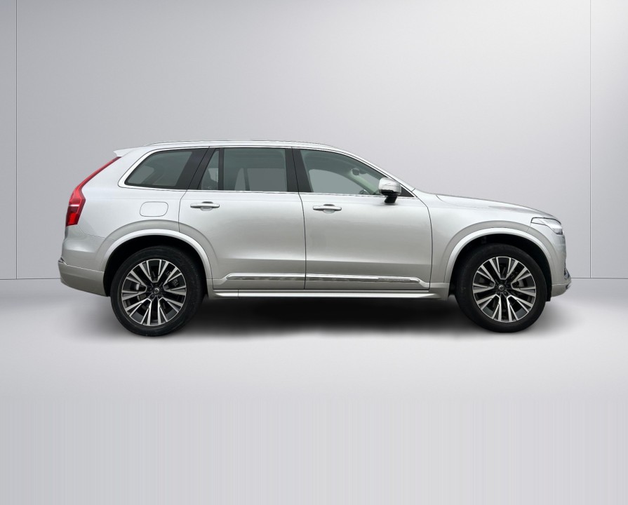 Volvo XC 90 Recharge T8 Inscription Expression (2)