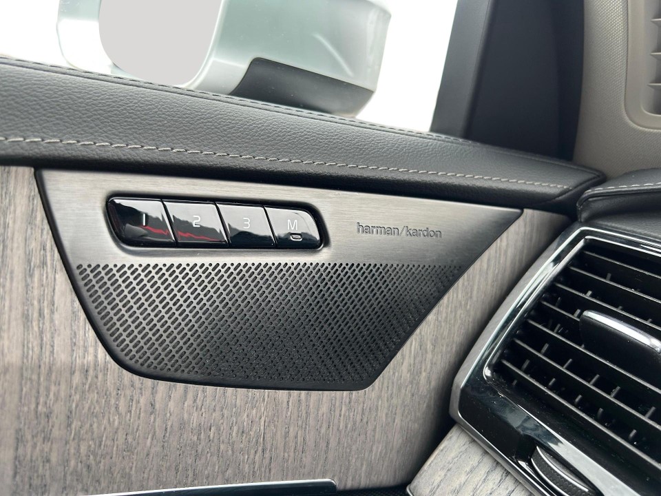 Volvo XC 90 Recharge T8 Inscription Expression - foto 19