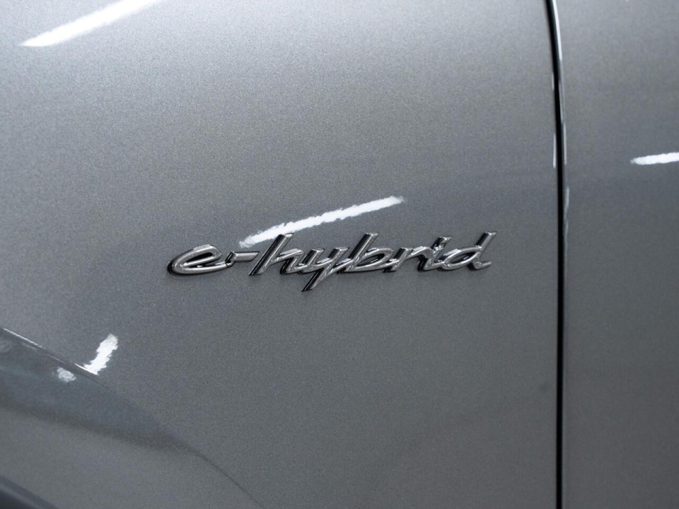 Porsche Cayenne Coupe Turbo E-Hybrid - foto 8