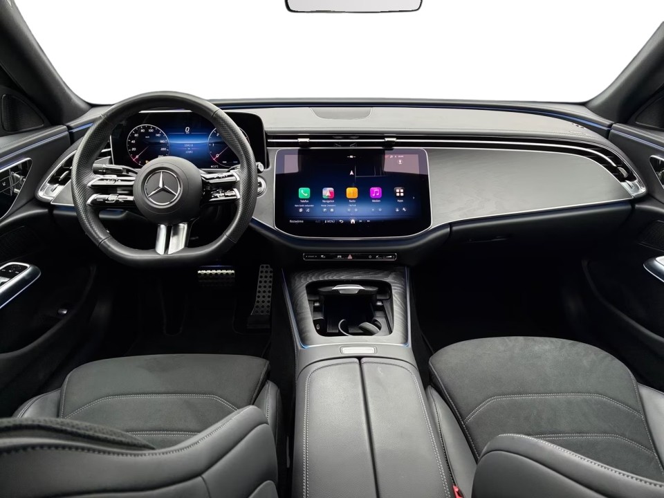 Mercedes-Benz E 220d AMG - foto 8