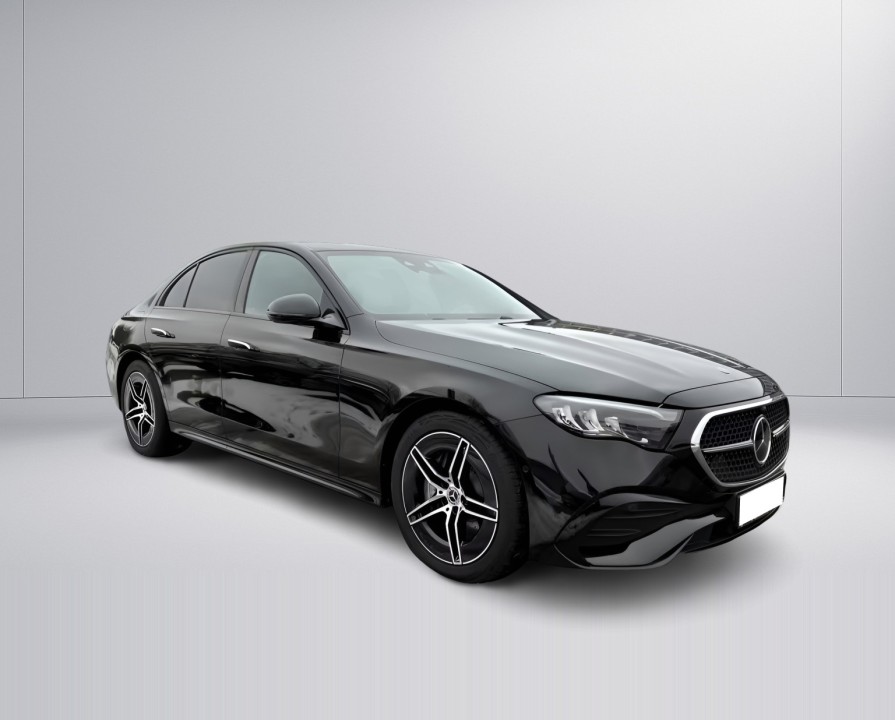 Mercedes-Benz E 220d AMG (2)