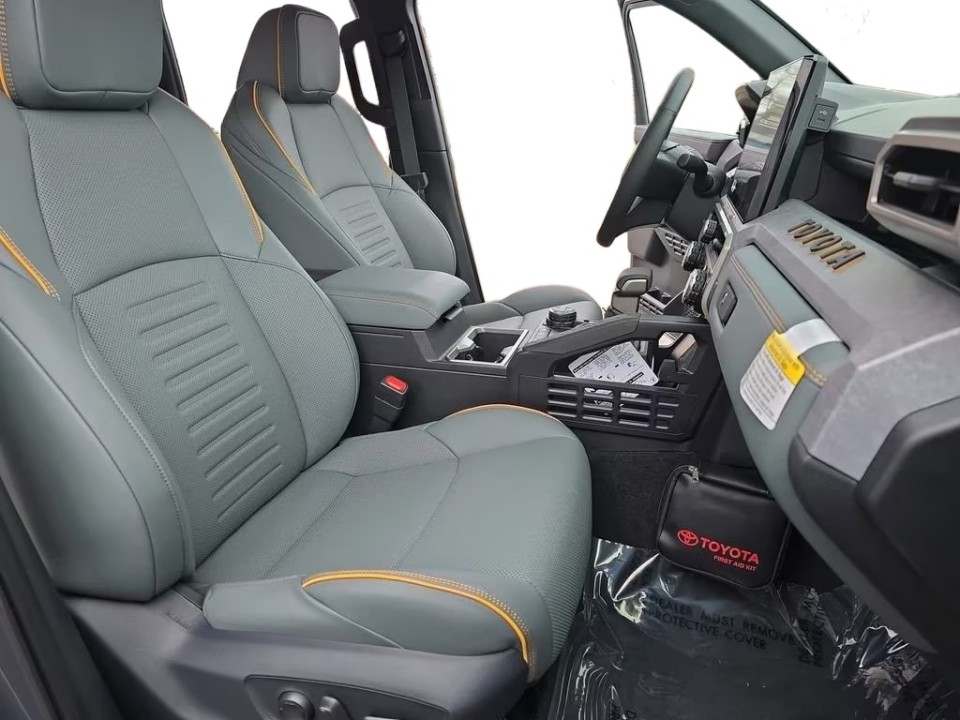 Toyota Tacoma - foto 9