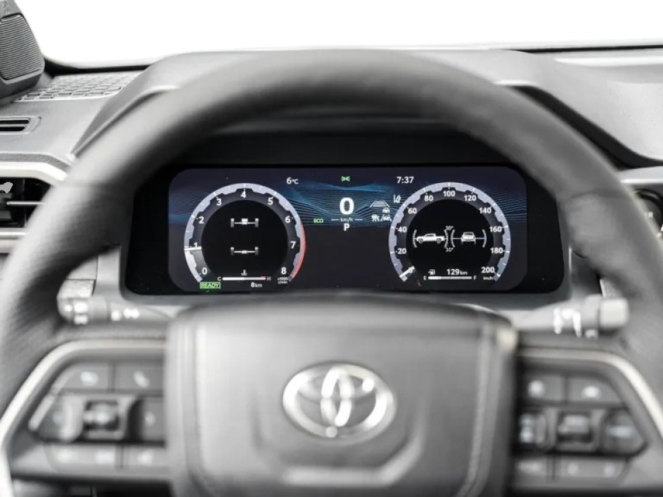 Toyota Tacoma - foto 16