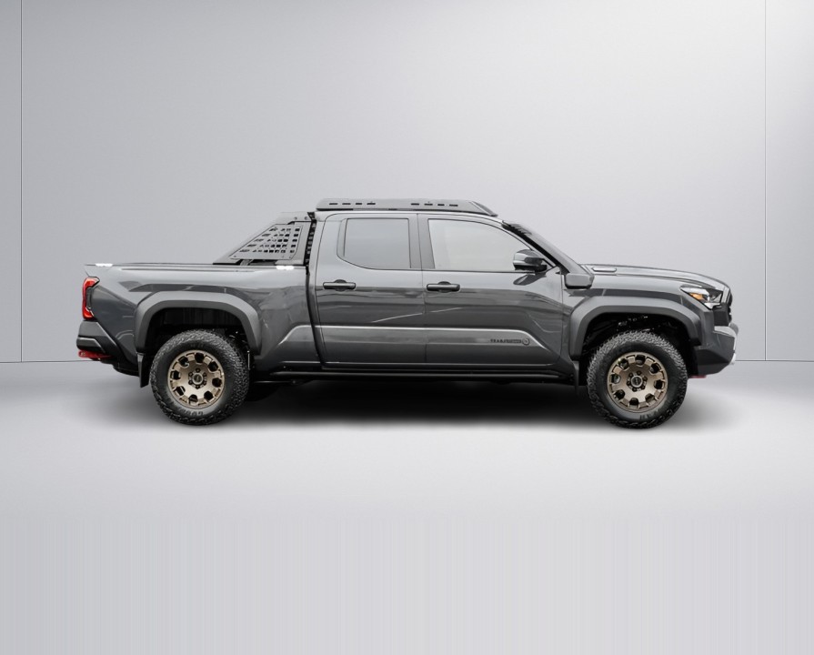 Toyota Tacoma (2)