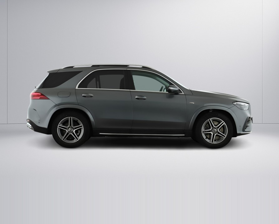 Mercedes-Benz GLE 400e 4MATIC (2)