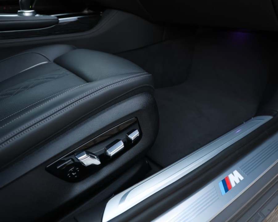 BMW Seria 7730d xDrive M Sport - foto 22