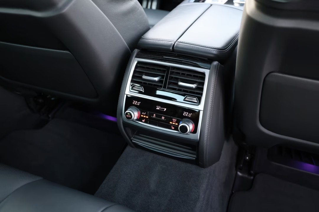 BMW Seria 7730d xDrive M Sport - foto 14