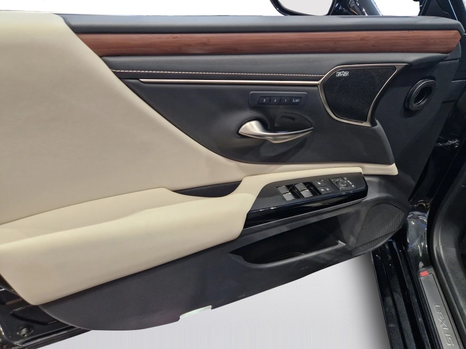 Lexus Seria ES 300h Prestige - foto 17