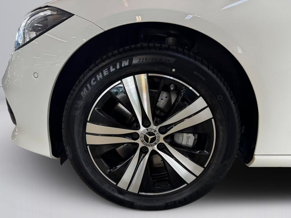 Mercedes-Benz C 300de Avantgarde - foto 23