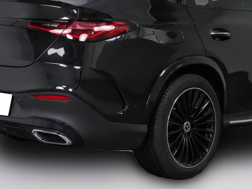 Mercedes-Benz GLC Coupé Mercedes-Benz GLC Coupe 300 4MATIC AMG Line - foto 9