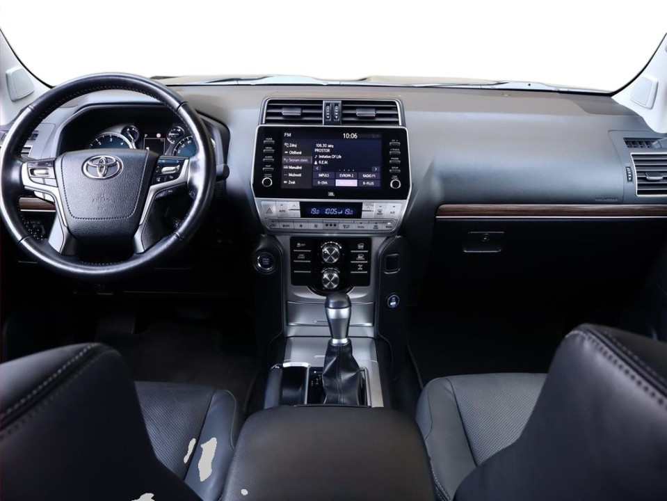 Toyota Land Cruiser 2.8 - foto 11